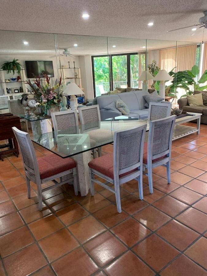 Beautifully Renovated Summer Of 2020 Come And Enjoy This Lovely Unit Key West Exterior foto