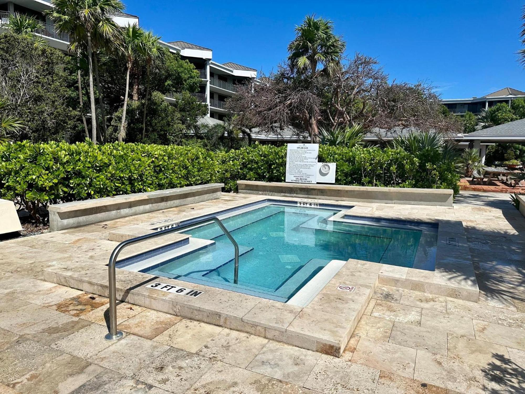 Beautifully Renovated Summer Of 2020 Come And Enjoy This Lovely Unit Key West Exterior foto